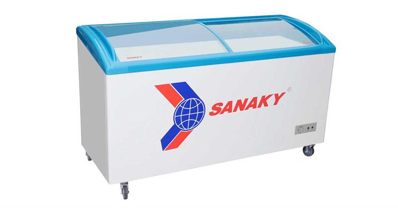 Tủ đông kính cong Sanaky 300 lít VH-3899K